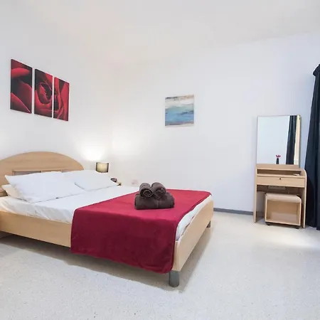 Apartament Marsascala: Stunning Port View! *