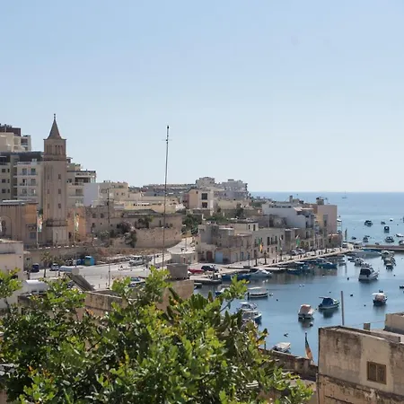 Marsascala: Stunning Port View! * Marsaskala